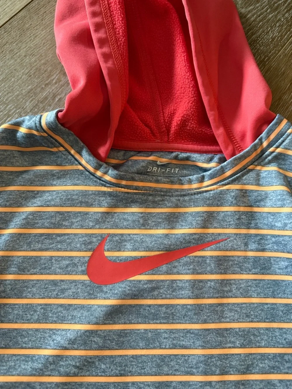 Nike Kids Hooded‎ Long-Sleeve Top in Gray and Coral Stripes Size 4T